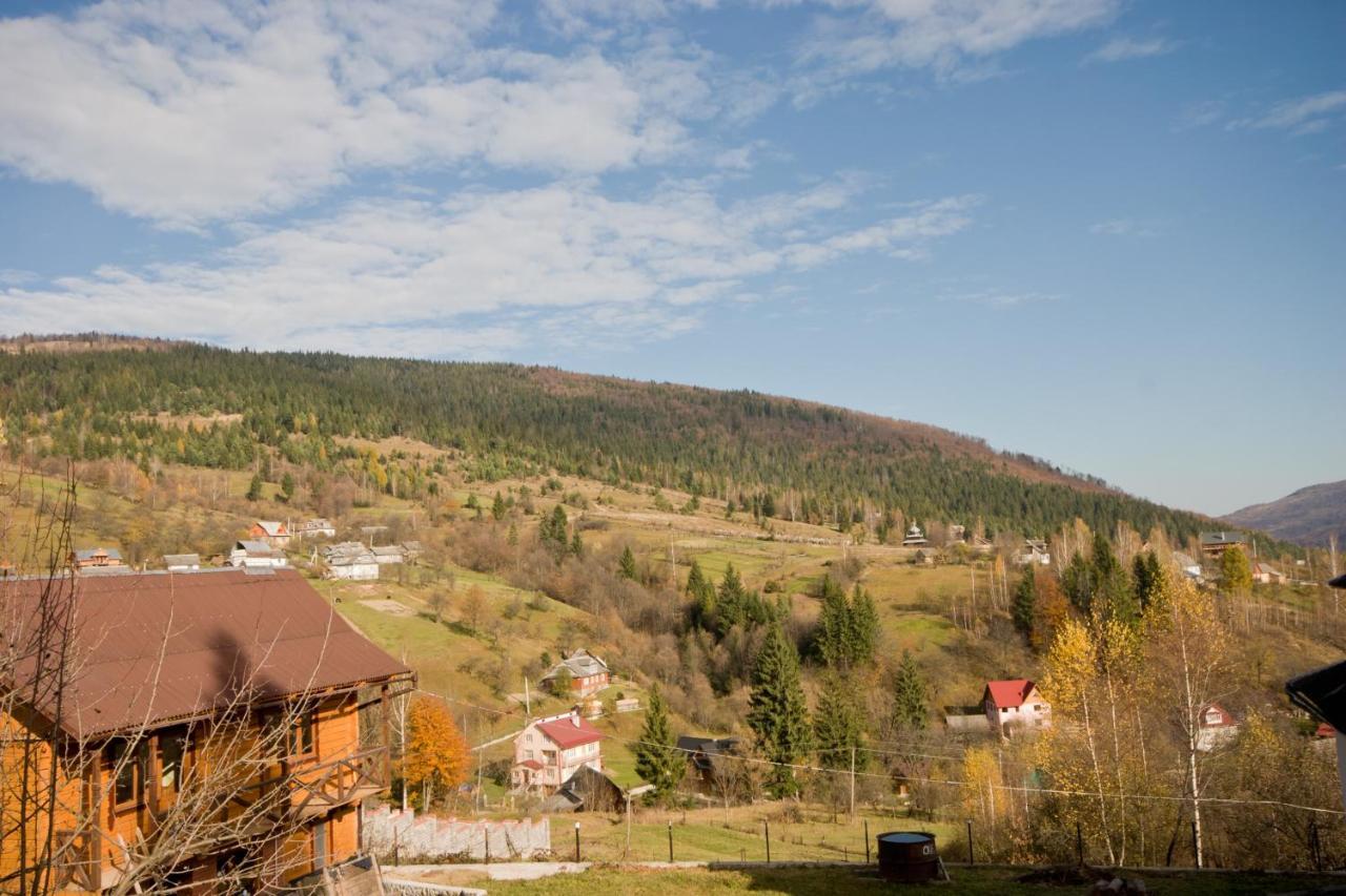 Na Velykim Hotel Yaremche Eksteriør billede